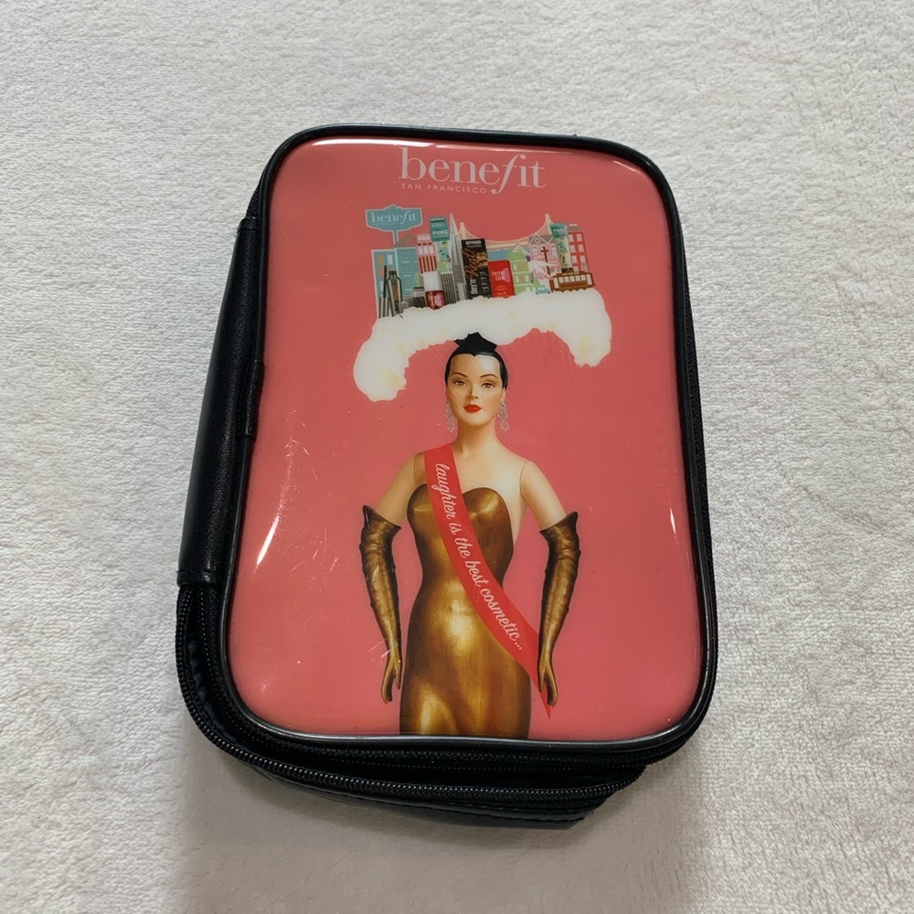 Benefit San Francisco Makeup bag cosmetics‎ Bag pink black zip closure
